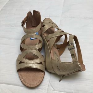B.O.C. Gold leather sandal